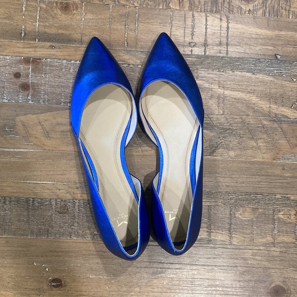Marc Fisher LTD Sunny 5 - d’Orsay Blue Metallic Flats NWOT - Picture 6 of 7